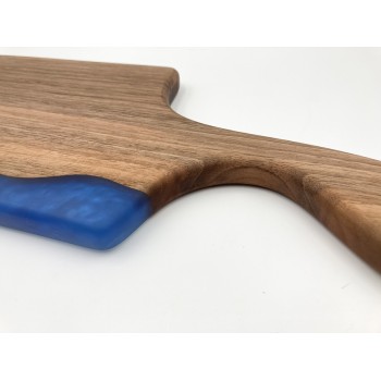 Planches de présentation en noyer massif / Epoxy bleu - Création artisanale en France- Modèle unique